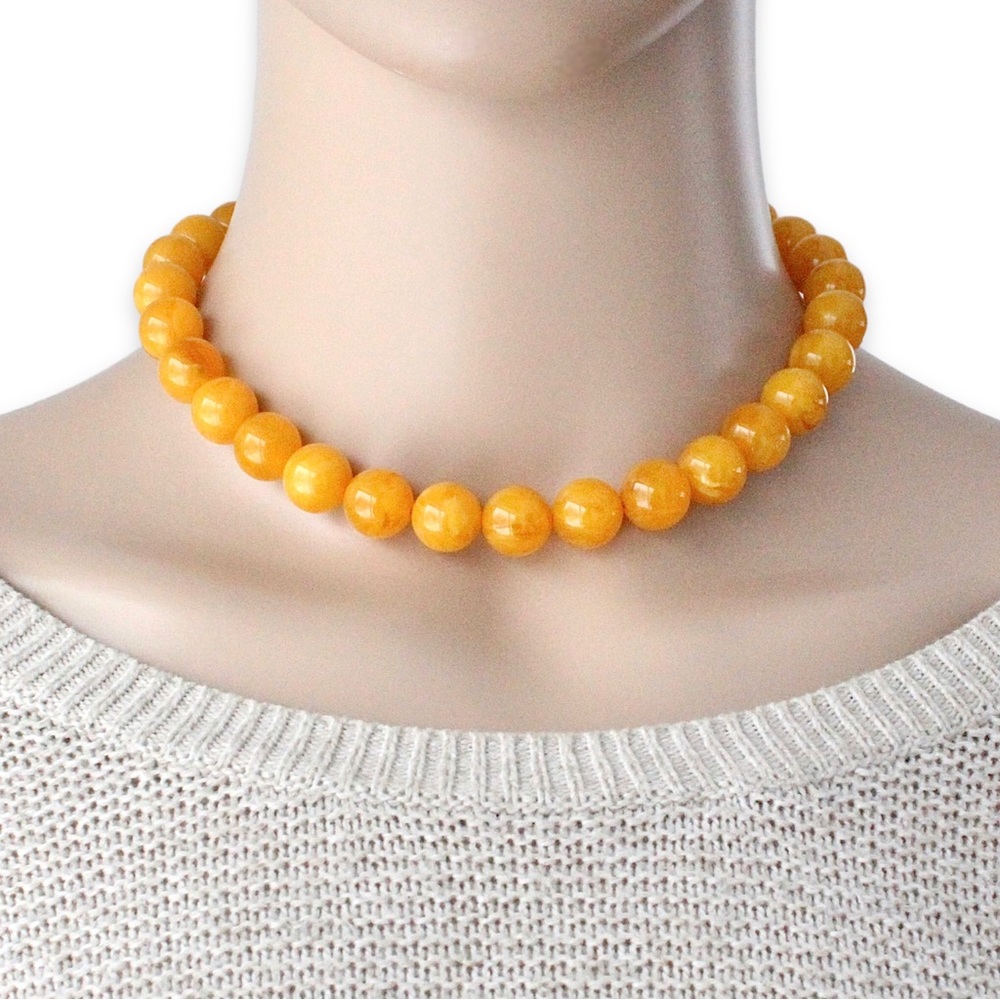 Vintage Bakelite Beaded Choker Necklace Egg Yolk / Butterscotch Yellow Beads